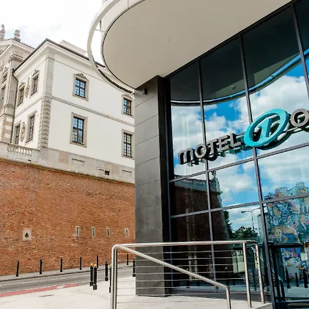 One Warsaw-chopin 2*