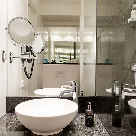 One Warsaw-chopin Otel 2*