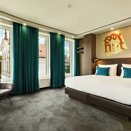 One Warsaw-chopin Otel