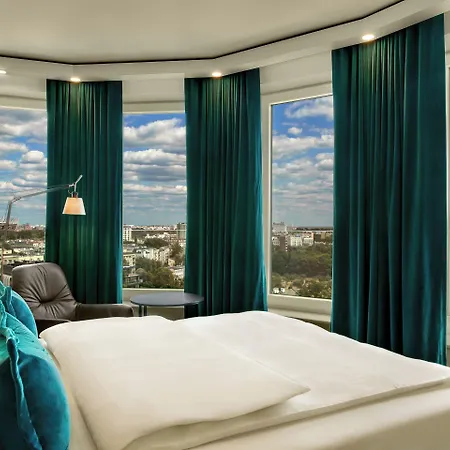 One Warsaw-chopin 2*