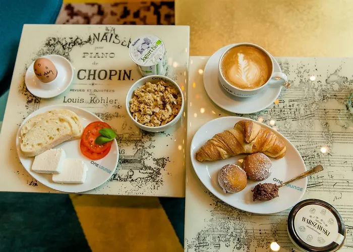 호텔 One Warsaw-chopin 2*